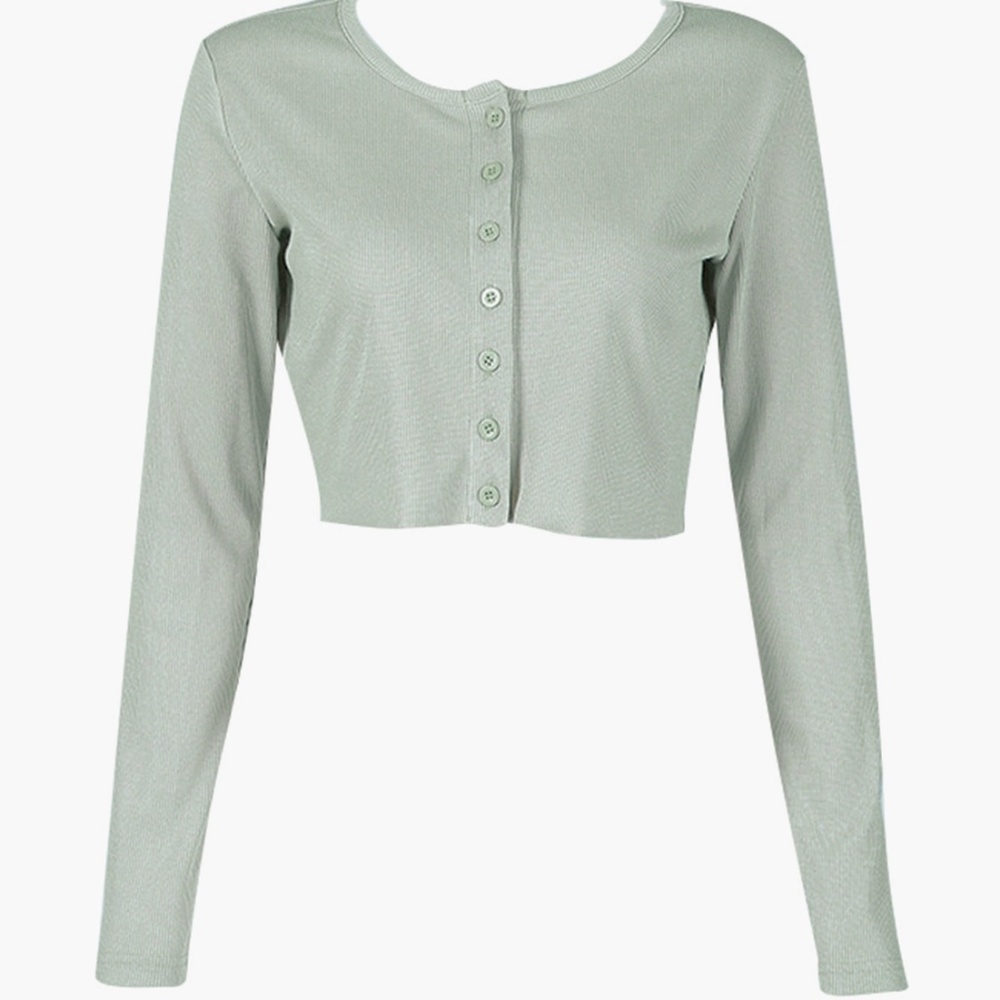 Rib Knit Buttoned Crop Top - Picture 11 of 16